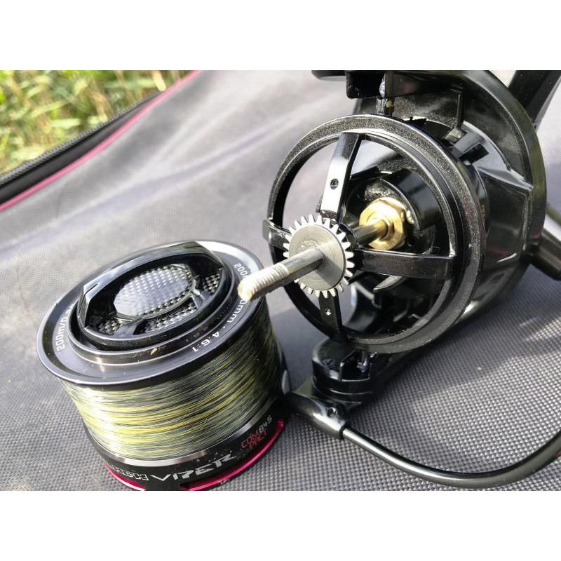 03_carrete_browning_reel_black_viper_compact_0319.jpg