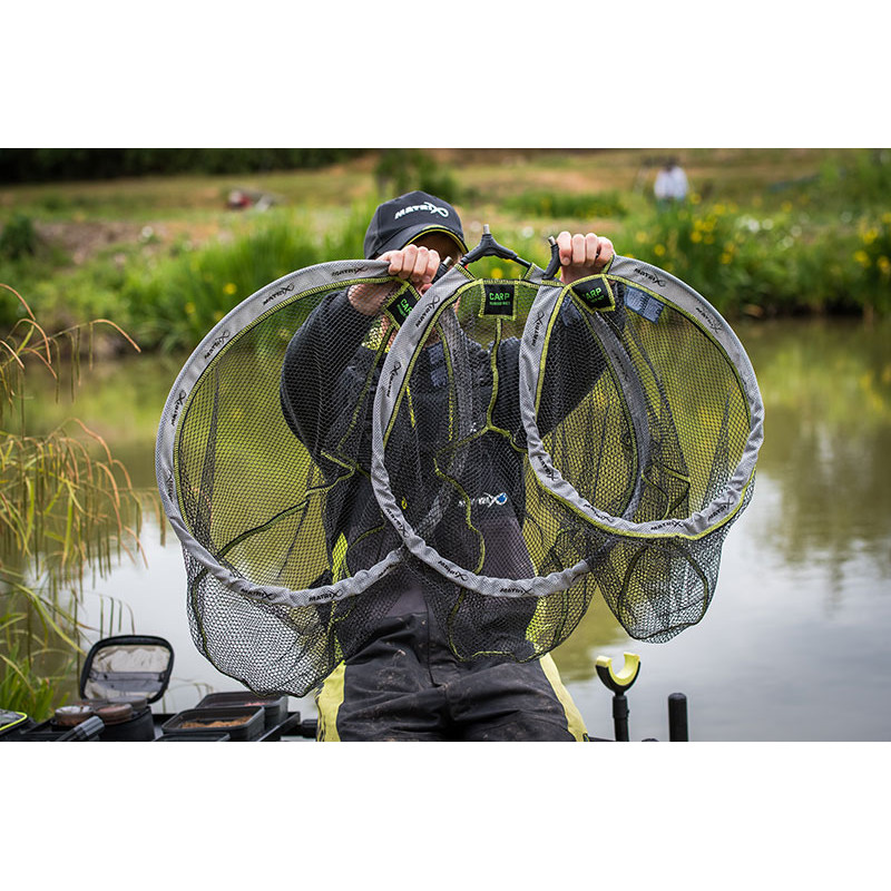 04_sacadera_matrix_carp_landing_net_rubberised_mesh.jpg