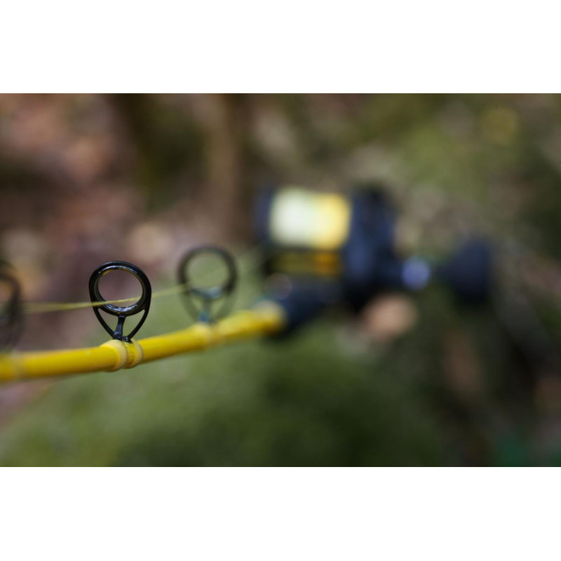 06_caña_black_cat_solid_fun_yellow_rod_16496170.jpg