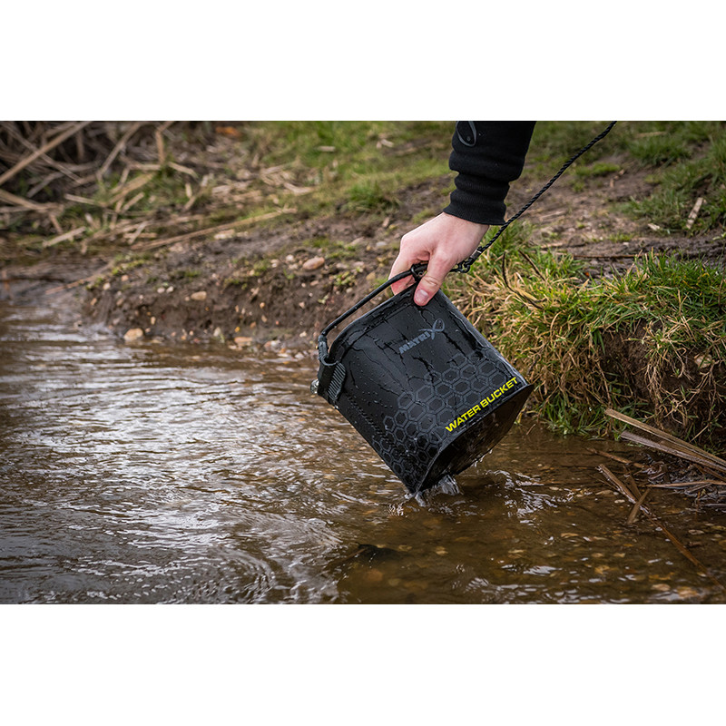 11_matrix_Eva_water_bucket_glu158.jpg