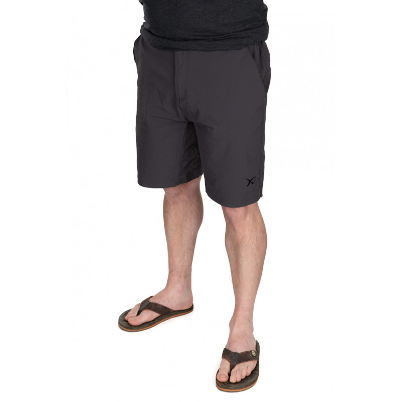 02_pantalon_matrix_lightweight_water_resistant_shorts_gpr230.jpg