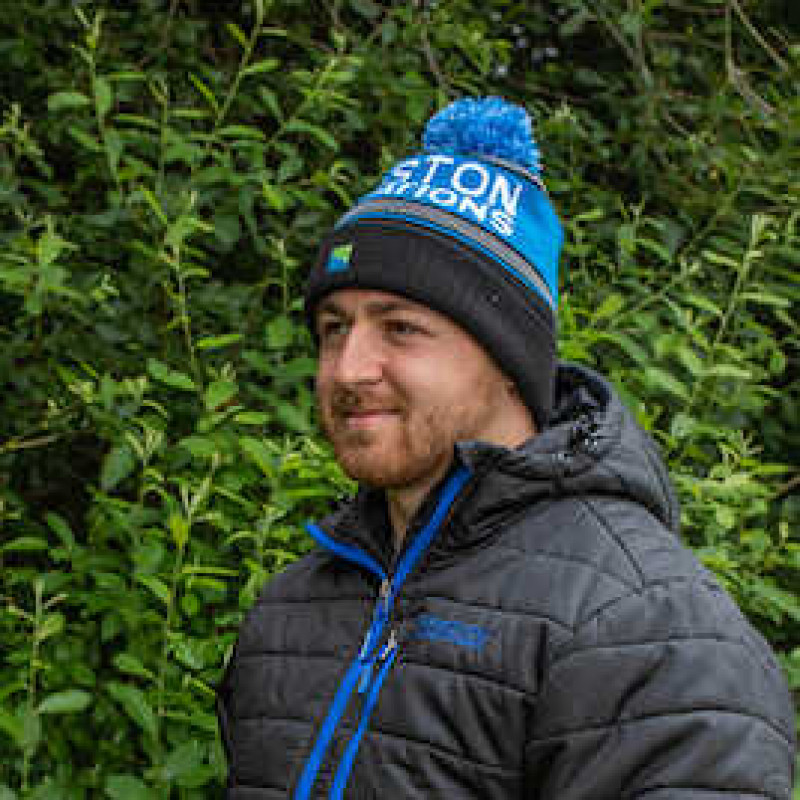 02_gorro_preston_waterproof_bobble_hat_p0200233.jpg