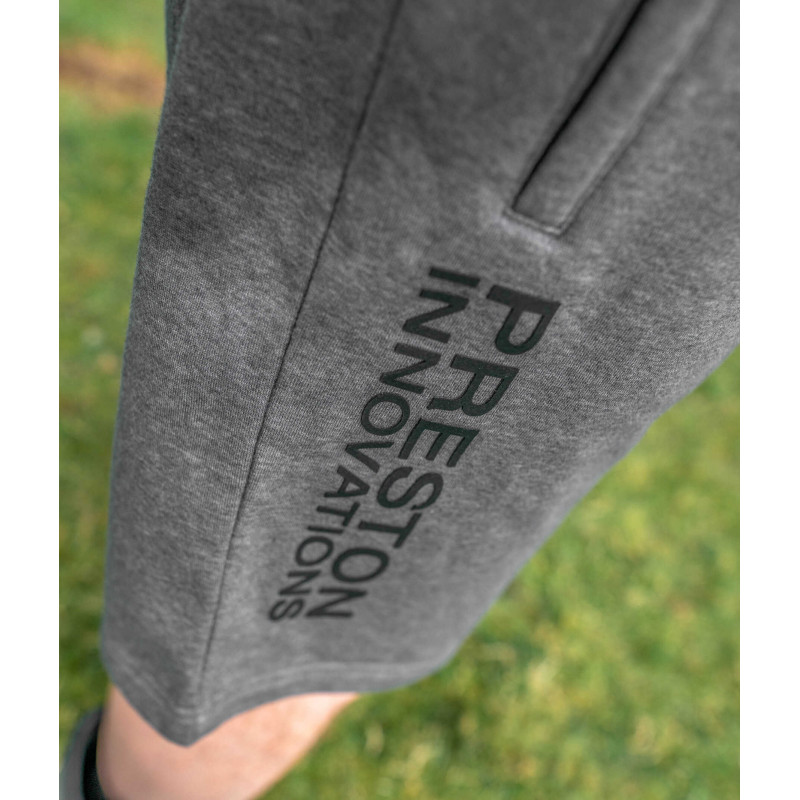 03_pantalones_cortos_preston_lightweight_jogger_shorts_p0200337.jpg